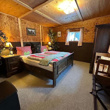 Guesthouse Austria Stewart Bagian luar foto