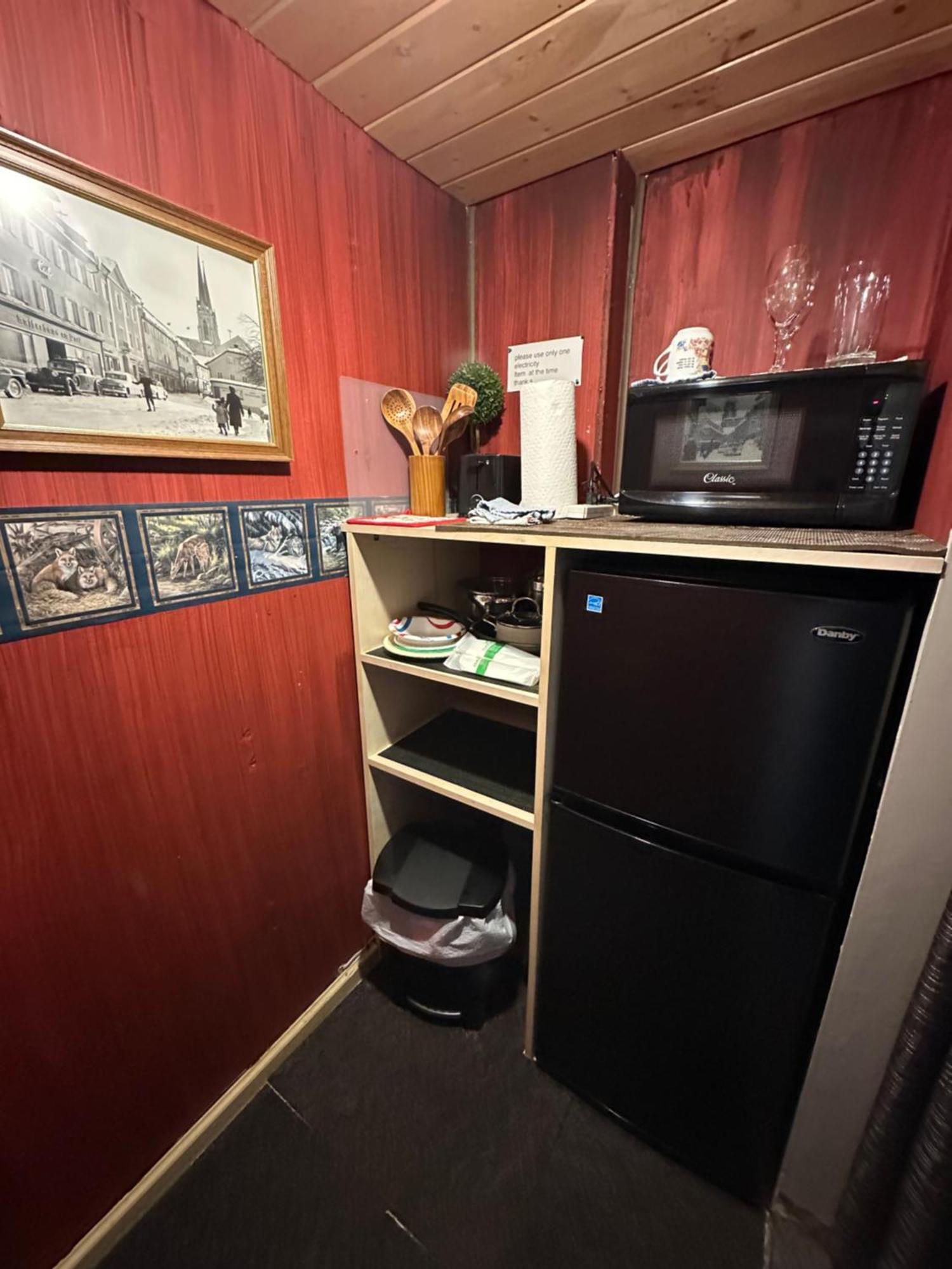 Guesthouse Austria Stewart Bagian luar foto